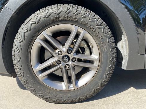 Used 2017 Hyundai Santa Fe Sport FWD image 5