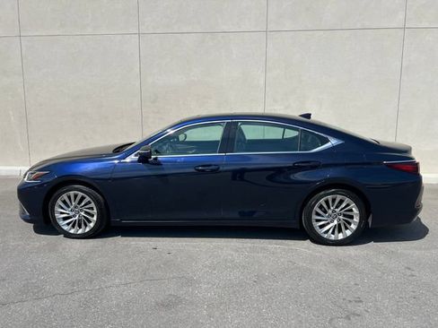 Used 2020 Lexus ES 350 w/ Accessory Package FWD image 5