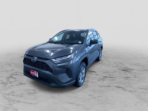 Used 2025 Toyota RAV4 LE AWD/4WD image 6