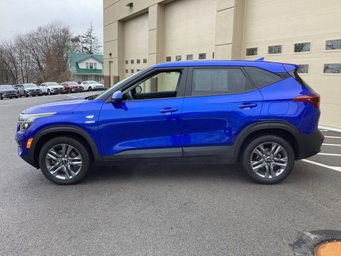 Used 2022 Kia Seltos LX image 5