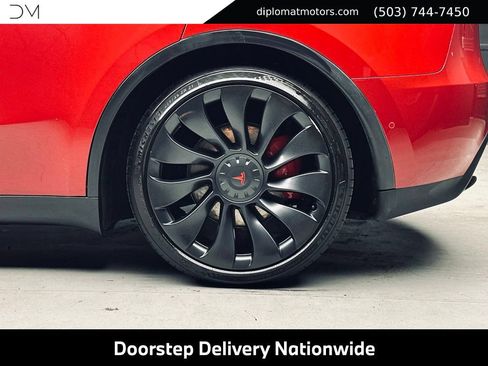 Used 2022 Tesla Model Y Performance AWD/4WD image 36