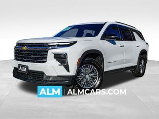 Used 2024 Chevrolet Traverse LT video 1