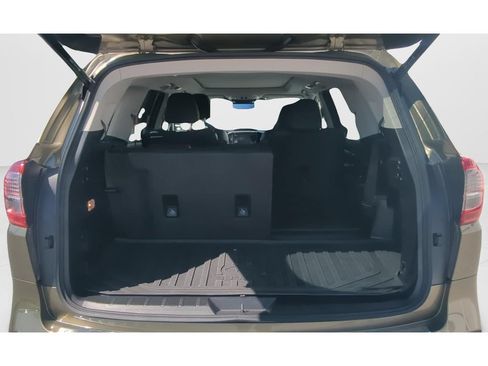 Used 2023 Subaru Ascent Touring AWD/4WD image 9