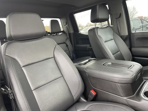 Used 2021 Chevrolet Silverado 1500 LT Trail Boss w/ Convenience Package II image 16