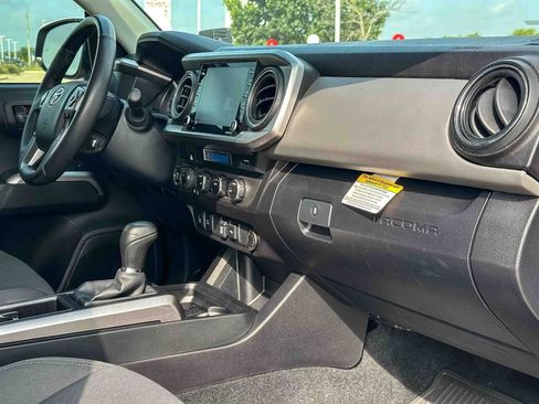 Used 2023 Toyota Tacoma SR5 w/ Technology Package AWD/4WD image 21