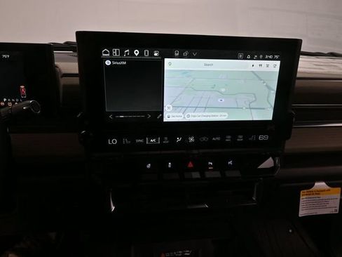 Used 2026 GMC Hummer EV SUV AWD/4WD image 21