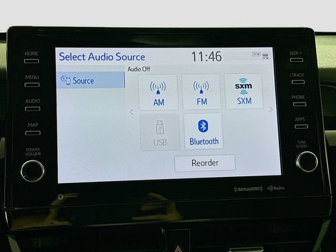 Used 2022 Toyota Camry XLE FWD image 17