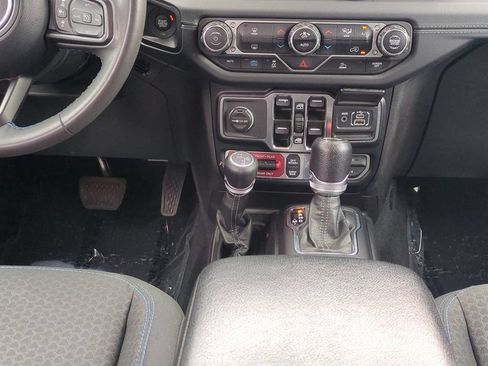 Used 2024 Jeep Wrangler Unlimited Rubicon 4xe AWD/4WD image 20