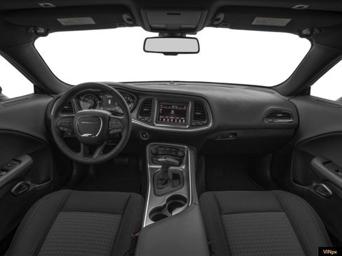 Used 2020 Dodge Challenger SXT w/ Blacktop Package image 4