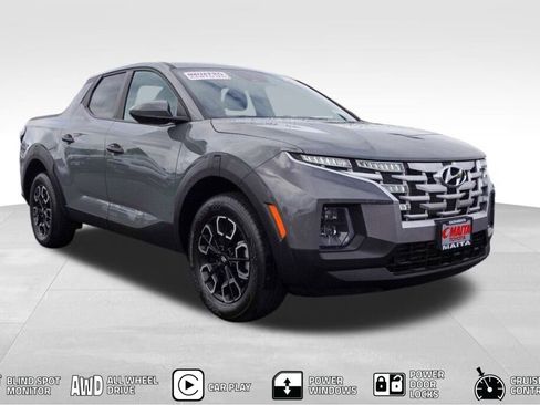 Used 2024 Hyundai Santa Cruz SE image 1