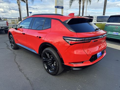 Used 2025 Chevrolet Equinox EV RS image 7