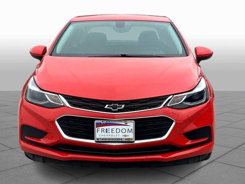 Used 2016 Chevrolet Cruze LT image 4
