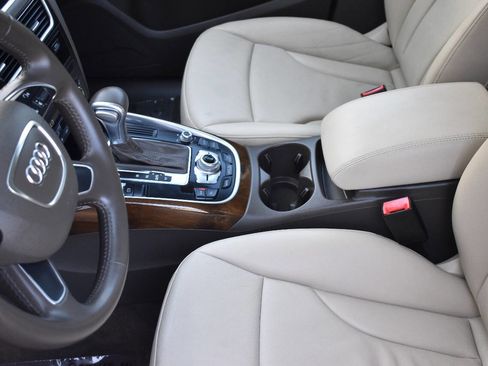 Used 2015 Audi Q5 2.0T Premium AWD/4WD image 25