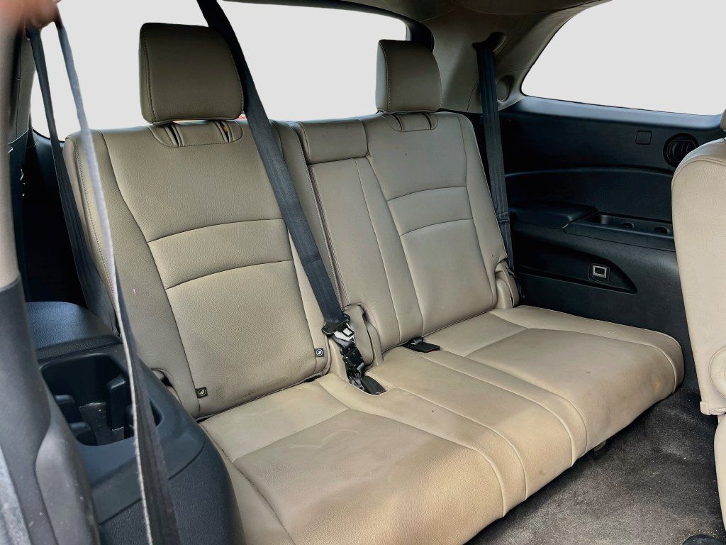 Used 2019 Honda Pilot Touring image 30