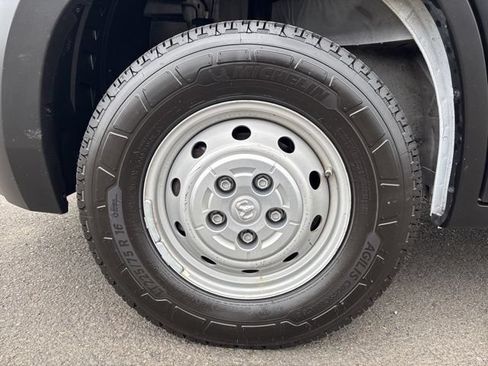 Used 2023 RAM ProMaster 2500 FWD image 14
