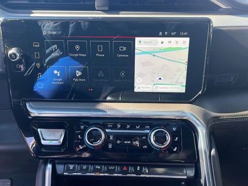 Used 2024 GMC Sierra 3500 Denali w/ Denali Reserve Package image 27