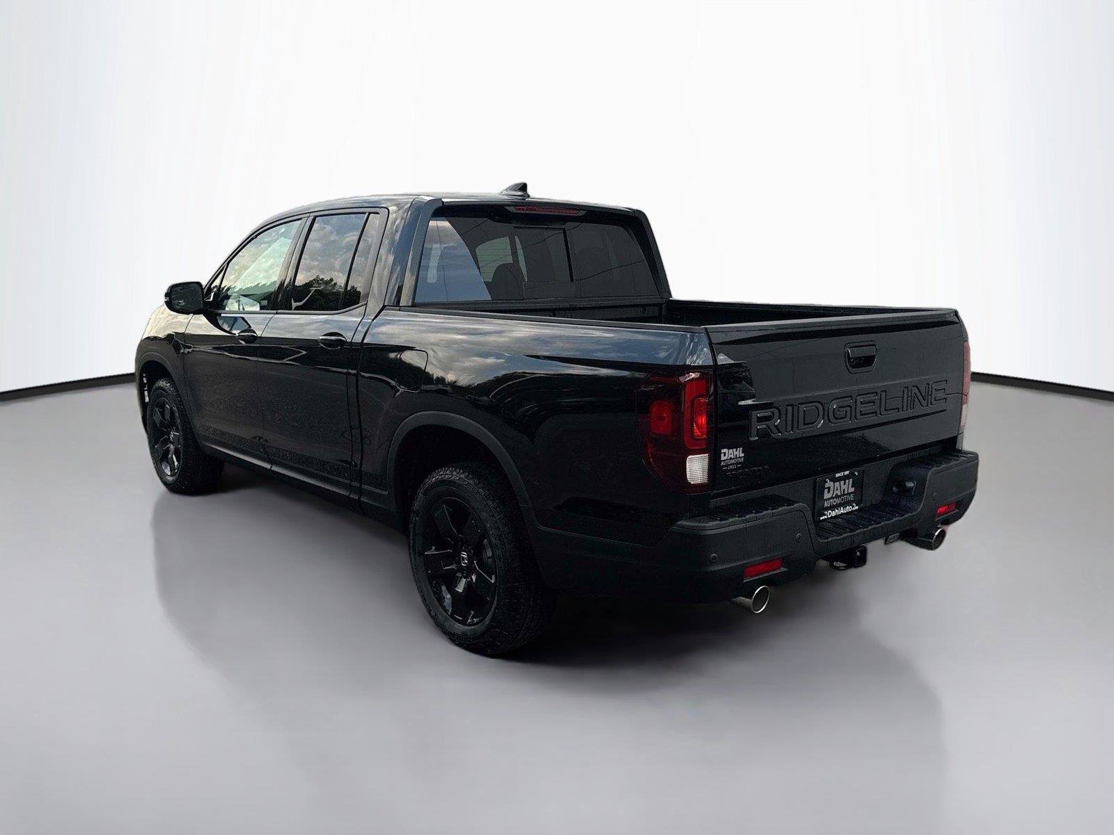 New 2026 Honda Ridgeline Black Edition image 10