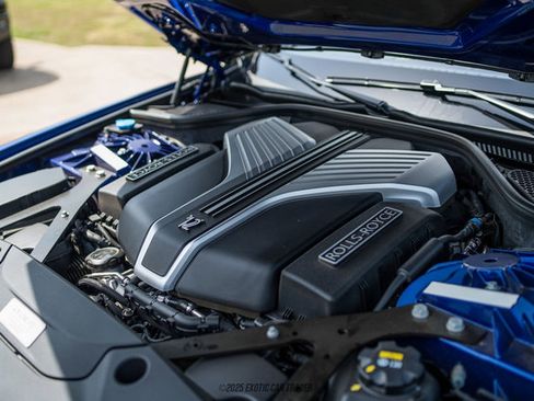 Used 2023 Rolls-Royce Ghost w/ Ghost Package image 19