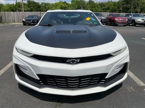 Used 2021 Chevrolet Camaro SS RWD image 2