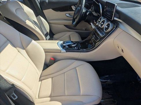 Used 2015 Mercedes-Benz C 300 Sedan image 21