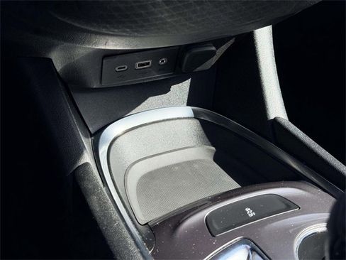 Used 2022 Chevrolet Malibu LT image 22