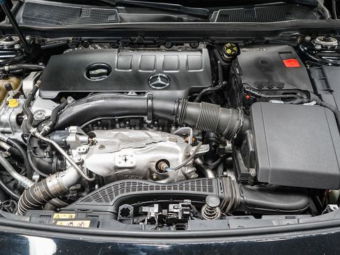 Used 2020 Mercedes-Benz CLA 250 image 31