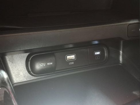 Used 2025 Kia Soul EX FWD image 11