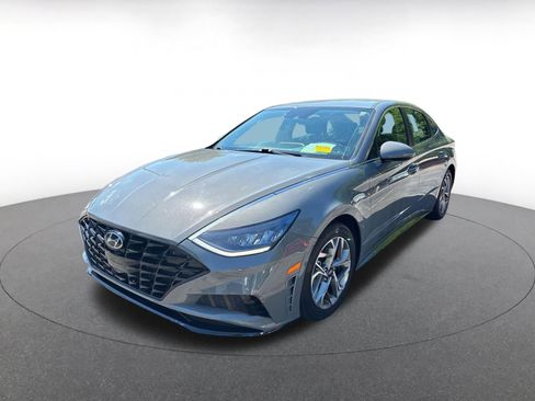 Used 2021 Hyundai Sonata SEL FWD image 3