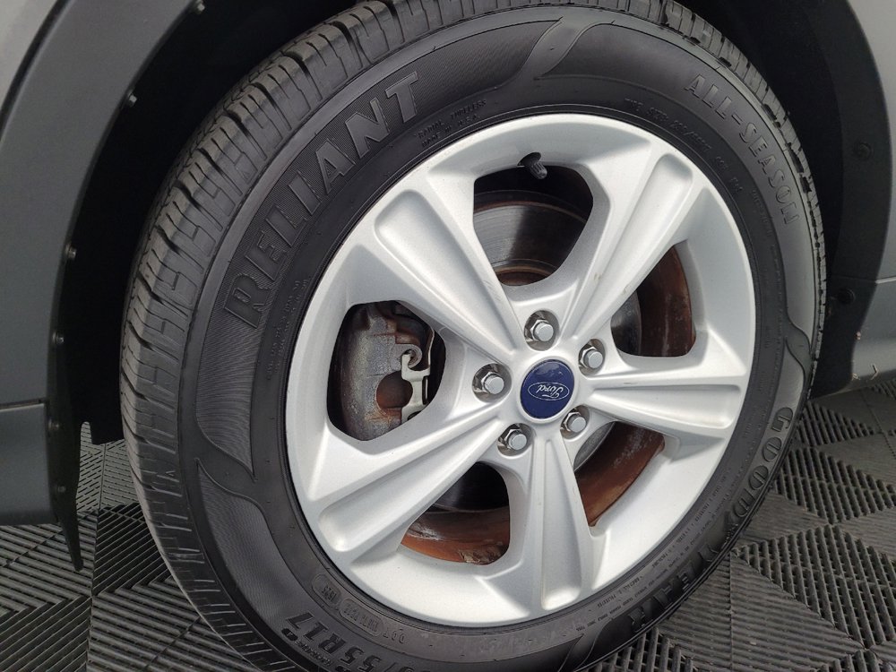 Used 2015 Ford Escape SE FWD image 31