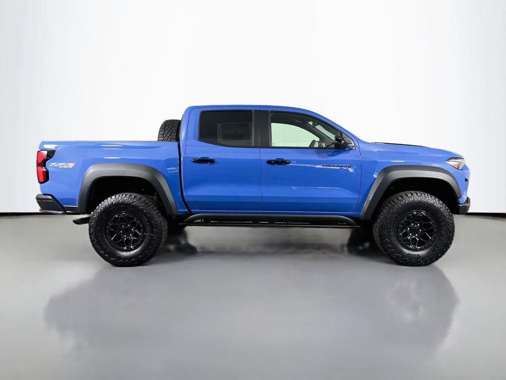 New 2026 Chevrolet Colorado ZR2 w/ ZR2 Bison Edition AWD/4WD image 8