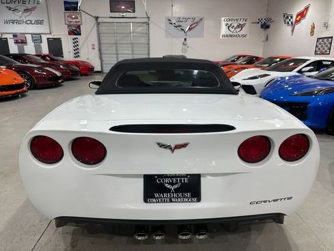 Used 2012 Chevrolet Corvette Convertible w/ 2LT Preferred Equipment Group image 8