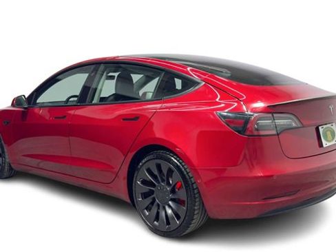 Used 2021 Tesla Model 3 Performance image 4