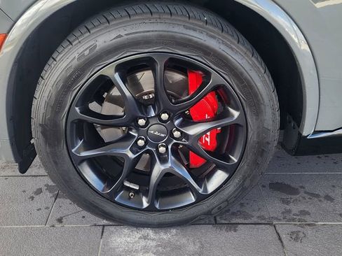 Used 2022 Dodge Durango SRT w/ Premium Interior Group AWD/4WD image 9