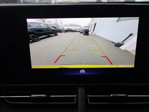 Certified 2024 Chevrolet Trax ACTIV w/ Sunroof Package image 28