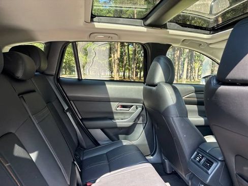 Used 2025 MAZDA CX-50 AWD 2.5 S w/ Premium Plus Pkg image 24