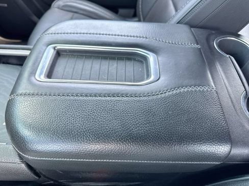 Used 2021 GMC Yukon XL Denali w/ Denali Premium Package RWD image 20