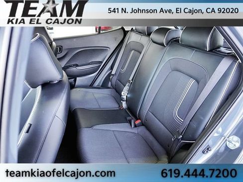 Used 2024 Hyundai Venue Limited FWD image 16