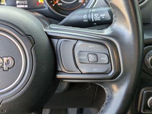 Used 2021 Jeep Gladiator Sport image 20