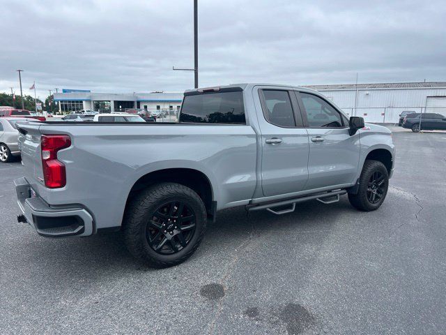 Used 2024 Chevrolet Silverado 1500 RST AWD/4WD image 4