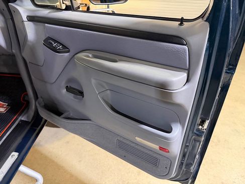 Used 1997 Ford F250 4x4 Crew Cab Heavy Duty image 30