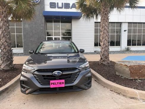 Used 2025 Subaru Legacy Premium AWD/4WD image 2