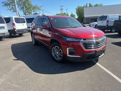 Used 2023 Chevrolet Traverse LT