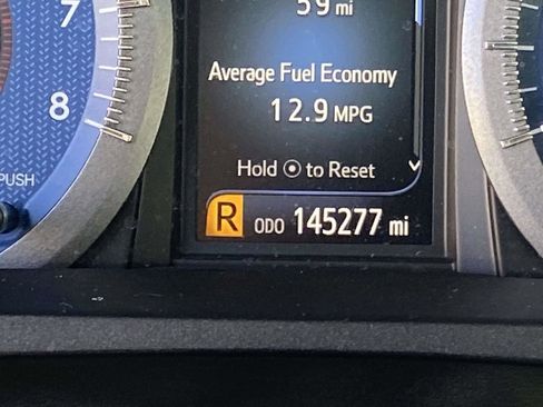 Used 2016 Toyota Sienna XLE image 22