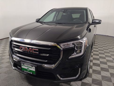 Used 2022 GMC Terrain SLE w/ LPO, Floor Liner Package AWD/4WD image 15