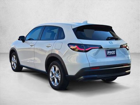 Used 2025 Honda HR-V LX image 8