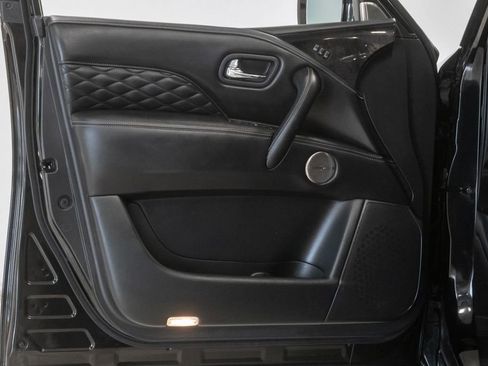 Used 2024 INFINITI QX80 Sensory w/ Cargo Package AWD/4WD image 8