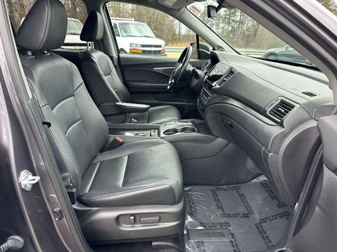 Used 2022 Honda Pilot Special Edition image 16