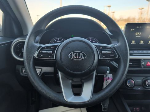 Used 2021 Kia Forte LXS image 11