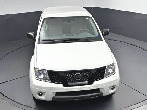 Used 2020 Nissan Frontier SV w/ Midnight Edition Floor Mats RWD image 28