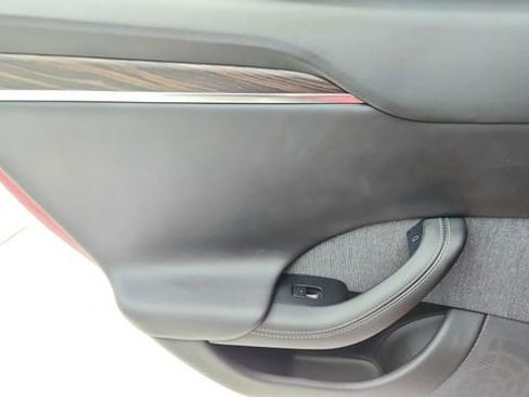 Used 2022 Tesla Model S Base image 30